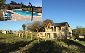 Country House With Swimming Pool Le Moulinas
